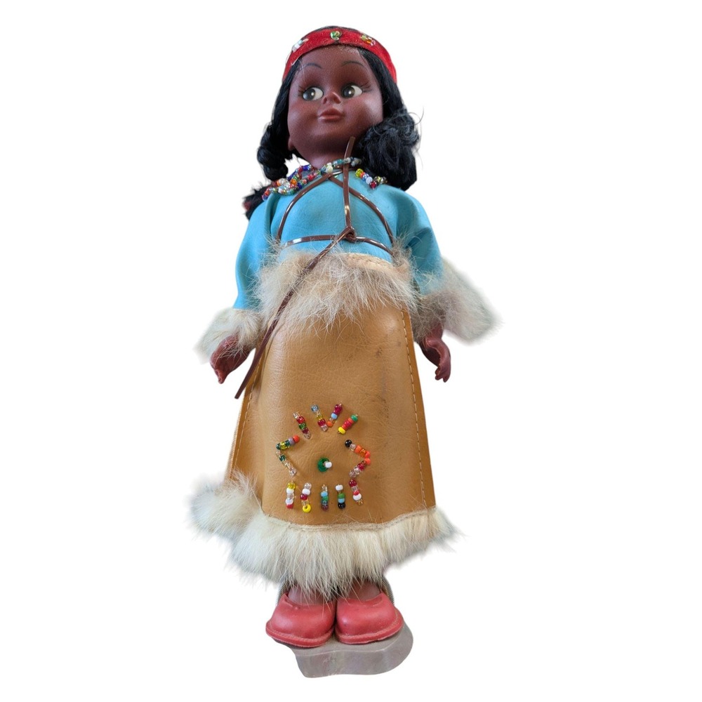 Vintage Native American Style Souvenir Doll Brown Hair‎ Beaded Decoration